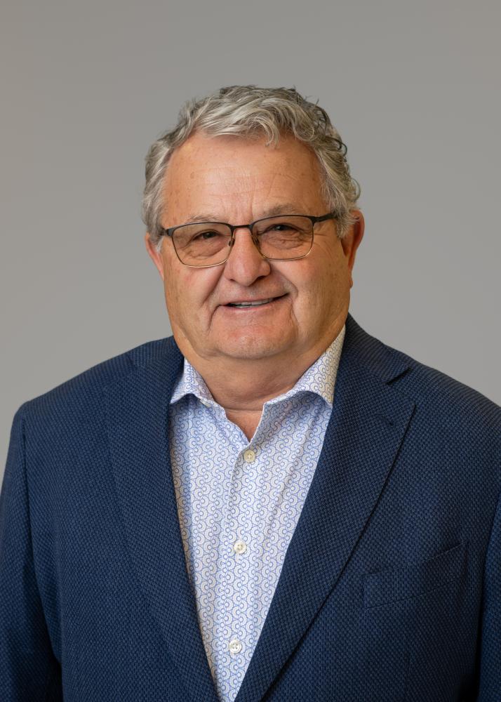 Les Windjue - District 3 - Chairman